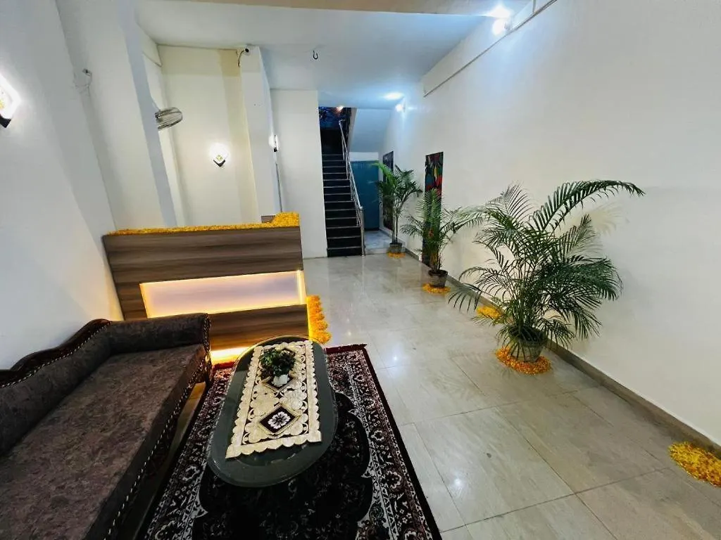 Hotel Sp Grand Varanasi 0*,