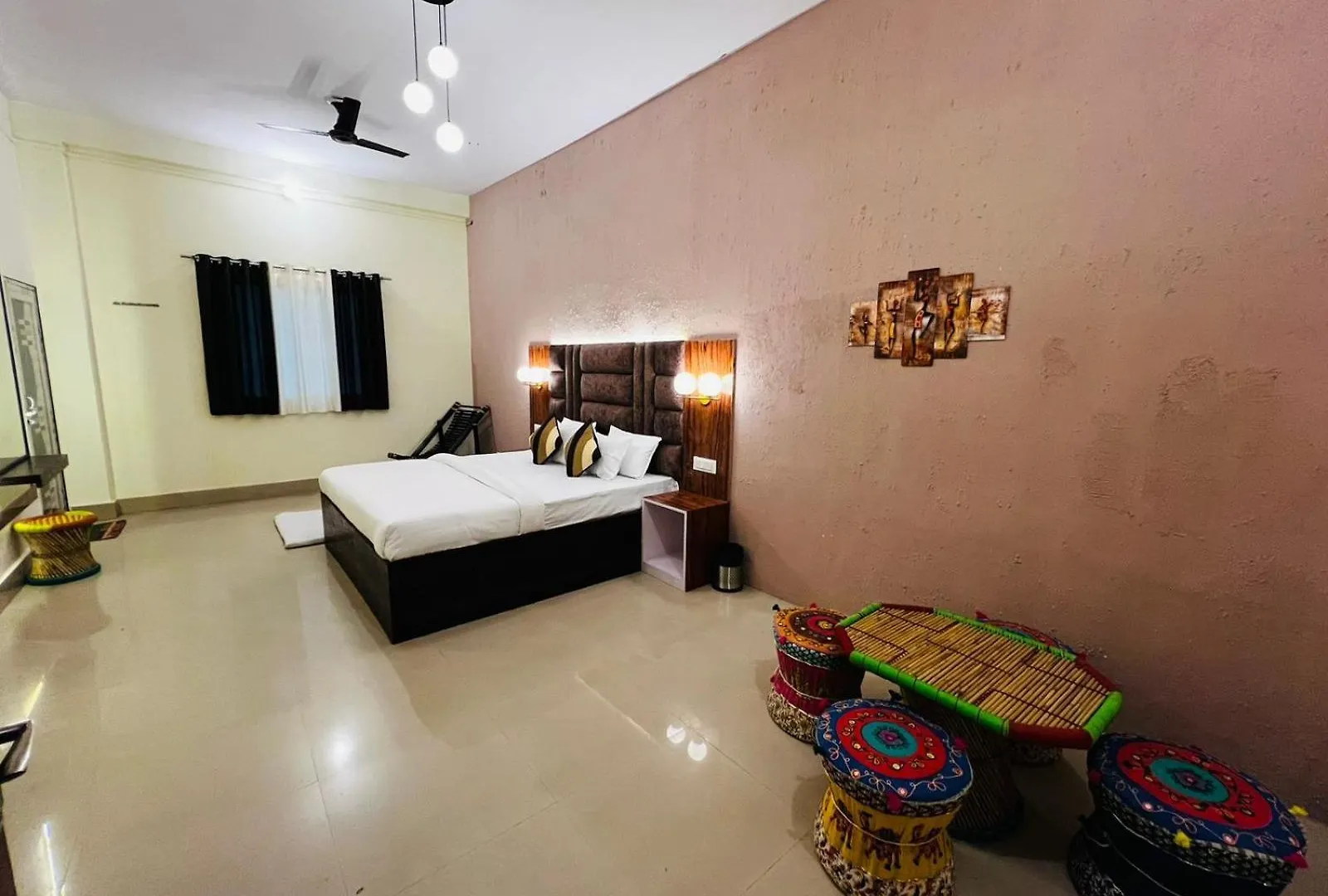 Hotel Sp Grand Varanasi India