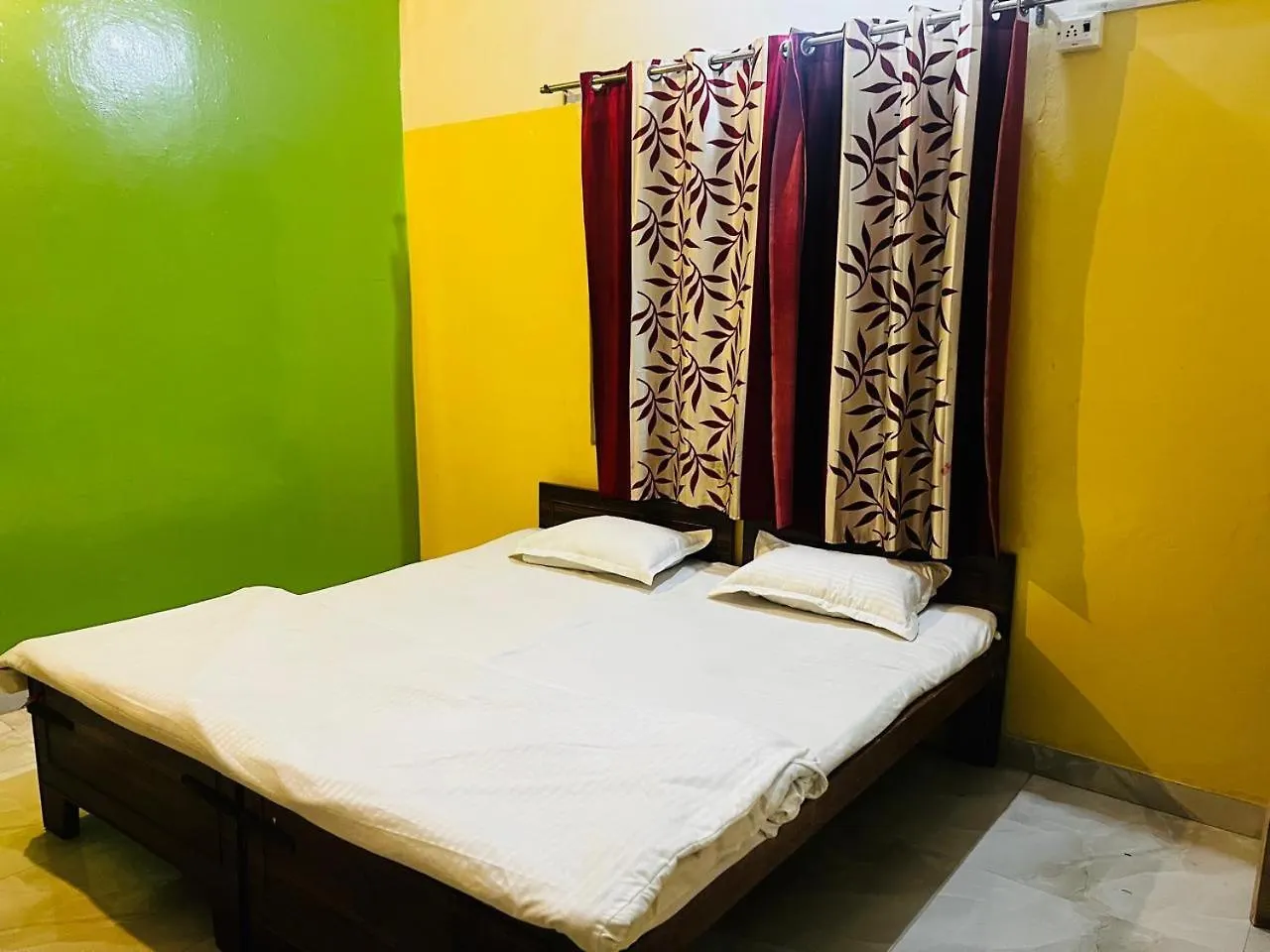 Hotel Sp Grand Varanasi India