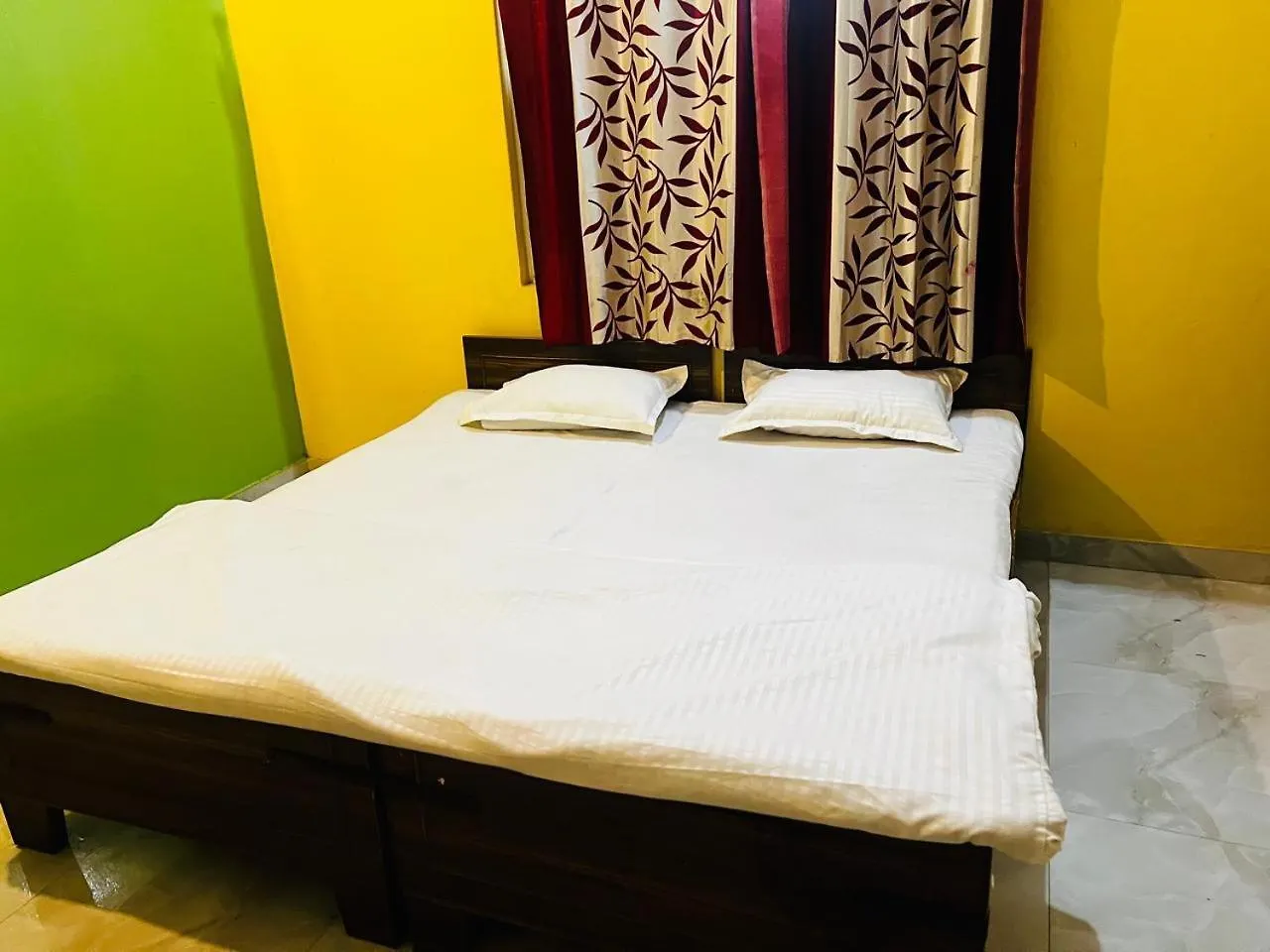 Hotel Sp Grand Varanasi India