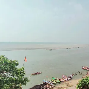 2* Hotel Shannti